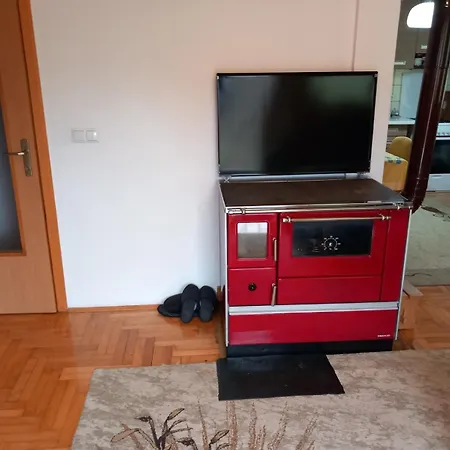 Vikendica Sumska Ivisovo Greblje